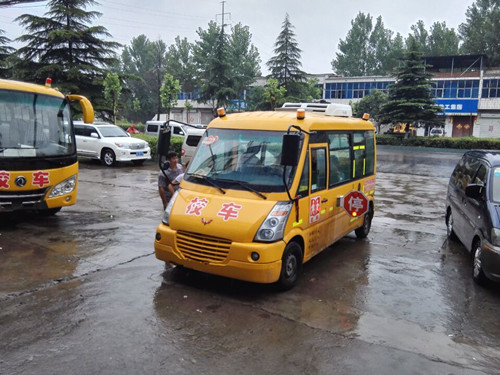 小型冷藏車出現(xiàn)異味怎樣排除？